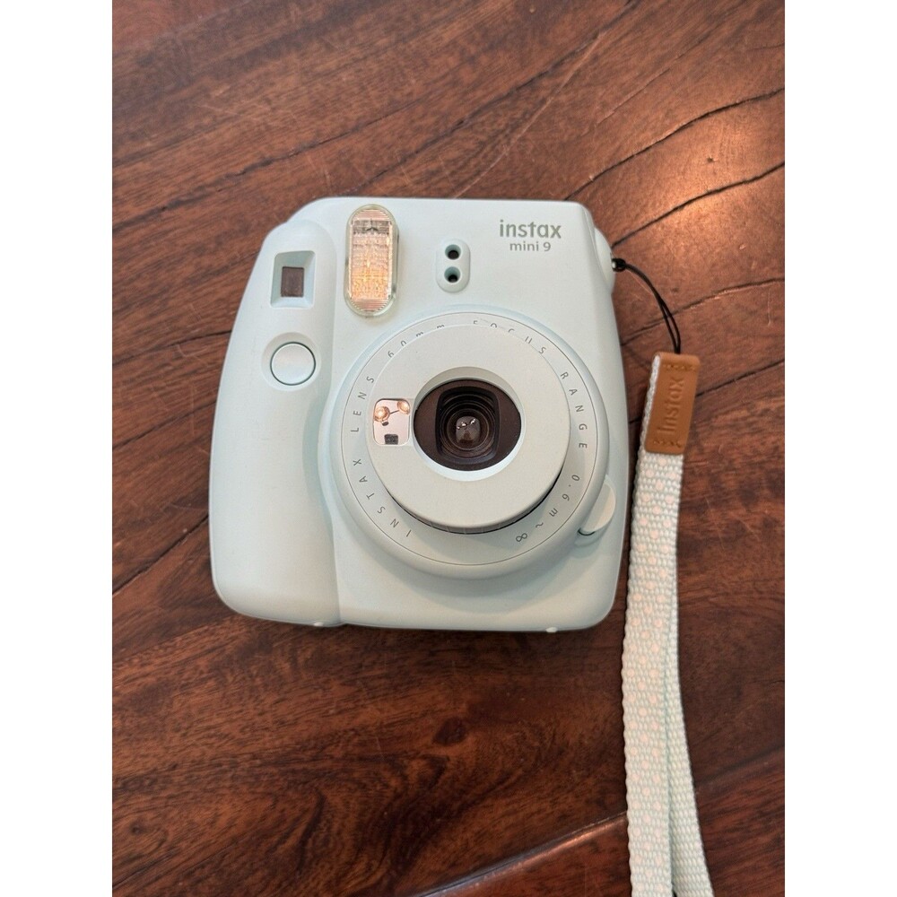 FujiFilm Instax Mini 9 Instant Camera Ice Blue W/selfie Lens and Accessories! - Picture 6 of 12